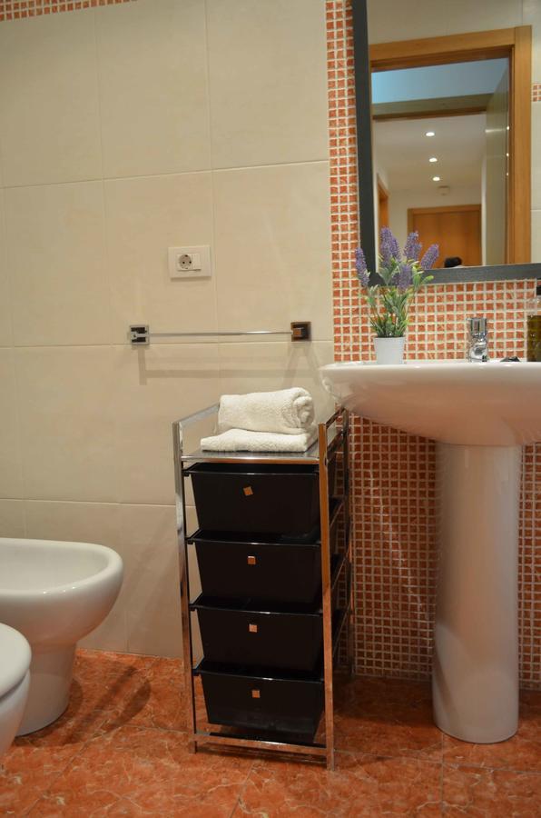 Apartamentos Antares 1 Milladoiro Exterior foto